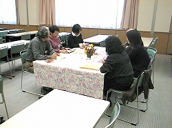 �O���[�v�ʃf�B�X�J�b�V�������i�̎ʐ^�i���̂Q�j