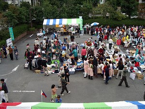 ���O�Ŋ������̃O���[�v�̎ʐ^�i�P�j