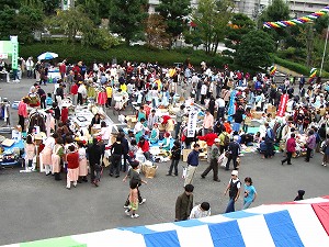 ���O�Ŋ������̃O���[�v�̎ʐ^�i�Q�j