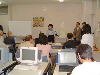 �i��҂��������Ă���ʐ^