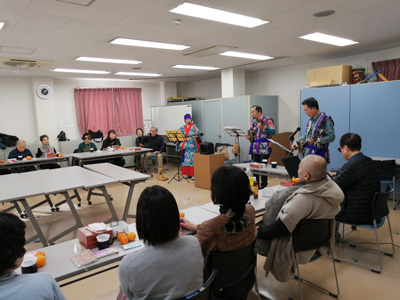 �Ƃ�����Ă�l�̉��t�ʐ^